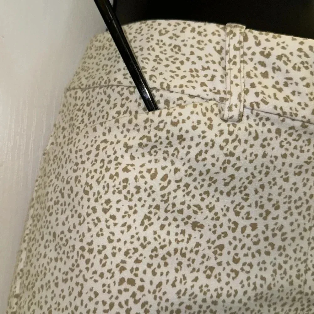 Liz Claiborne white and tan pants